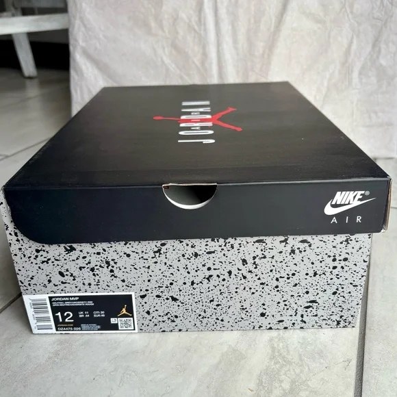 Men’s Size 12 Air Jordan MVP “Raptors Home” - Picture 12 of 13